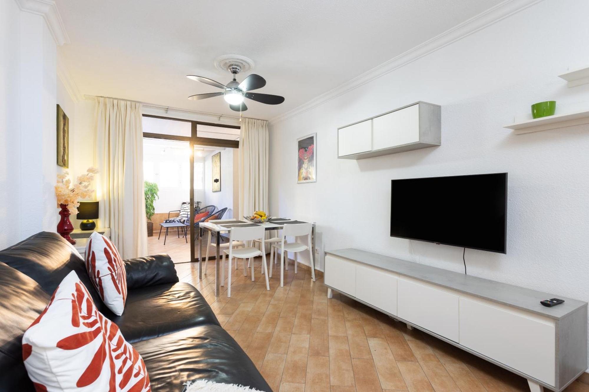 Apartment Home2book Cozy Flat Americas Beach, Pool